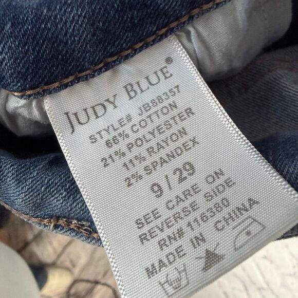Judy Blue Straight Leg Jeans Frayed Hem 9/29 - Picture 7 of 7